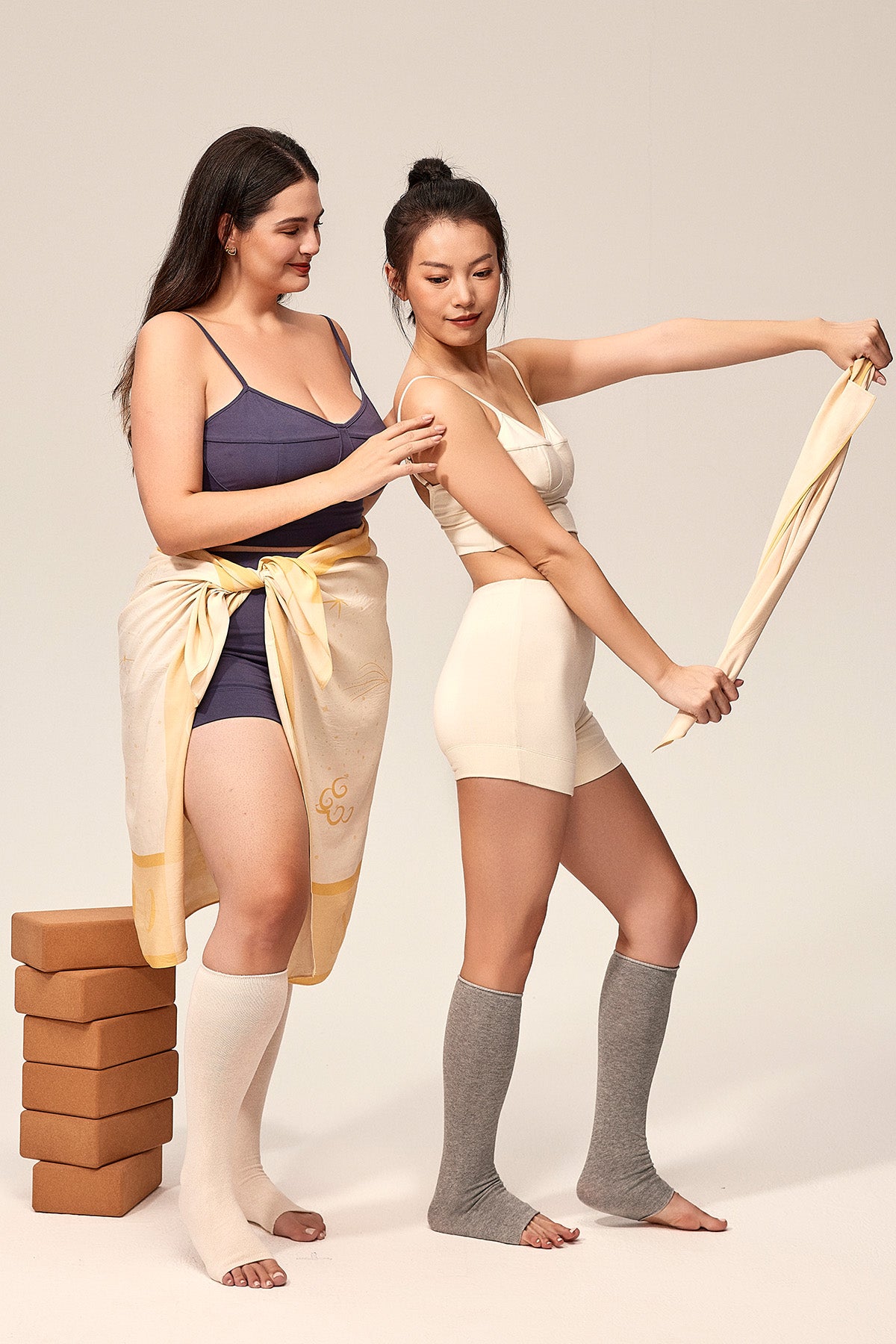 Aries Original YOGA Towel Sun