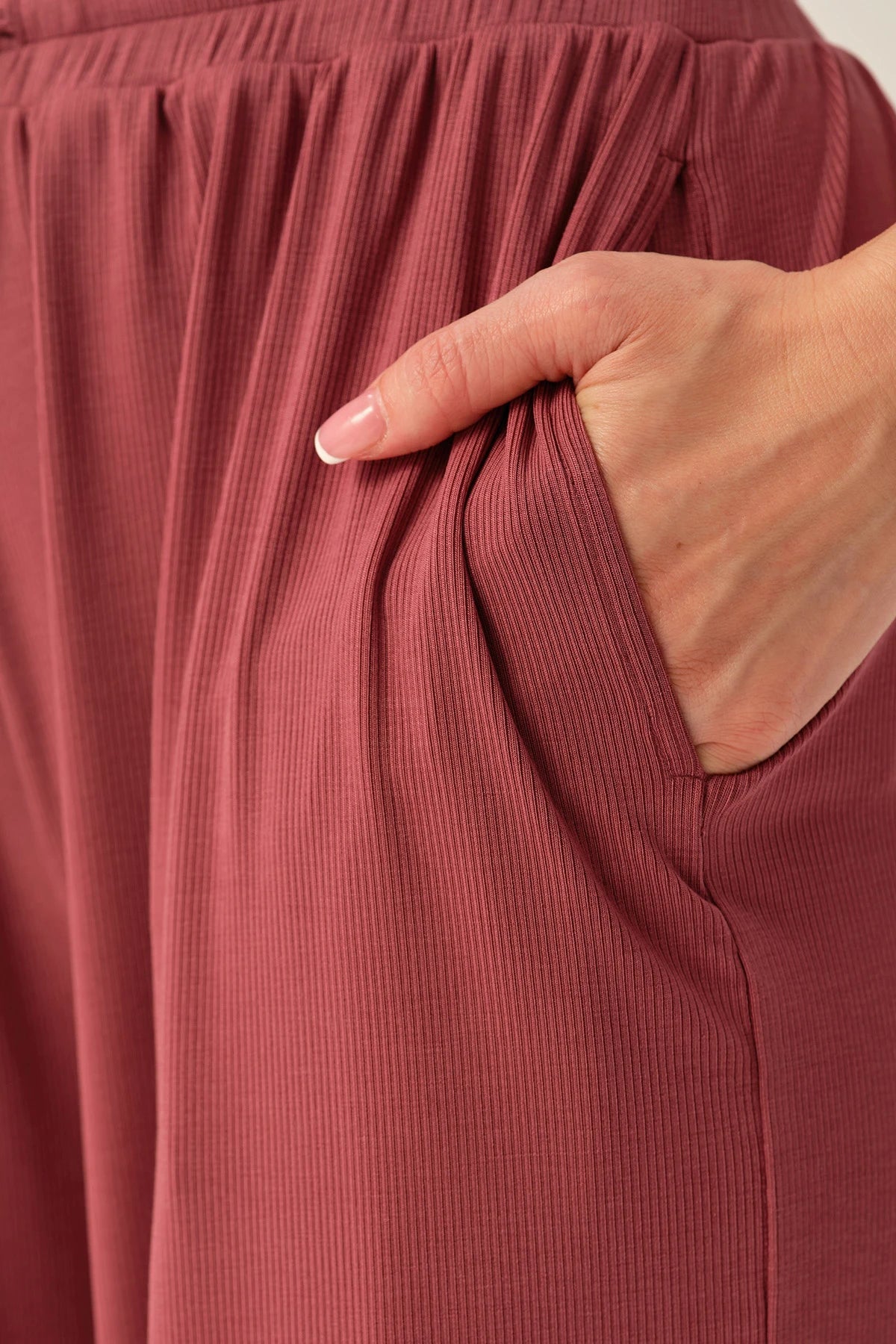 Sophia Pockets Tencel Jogger Yoga Pants