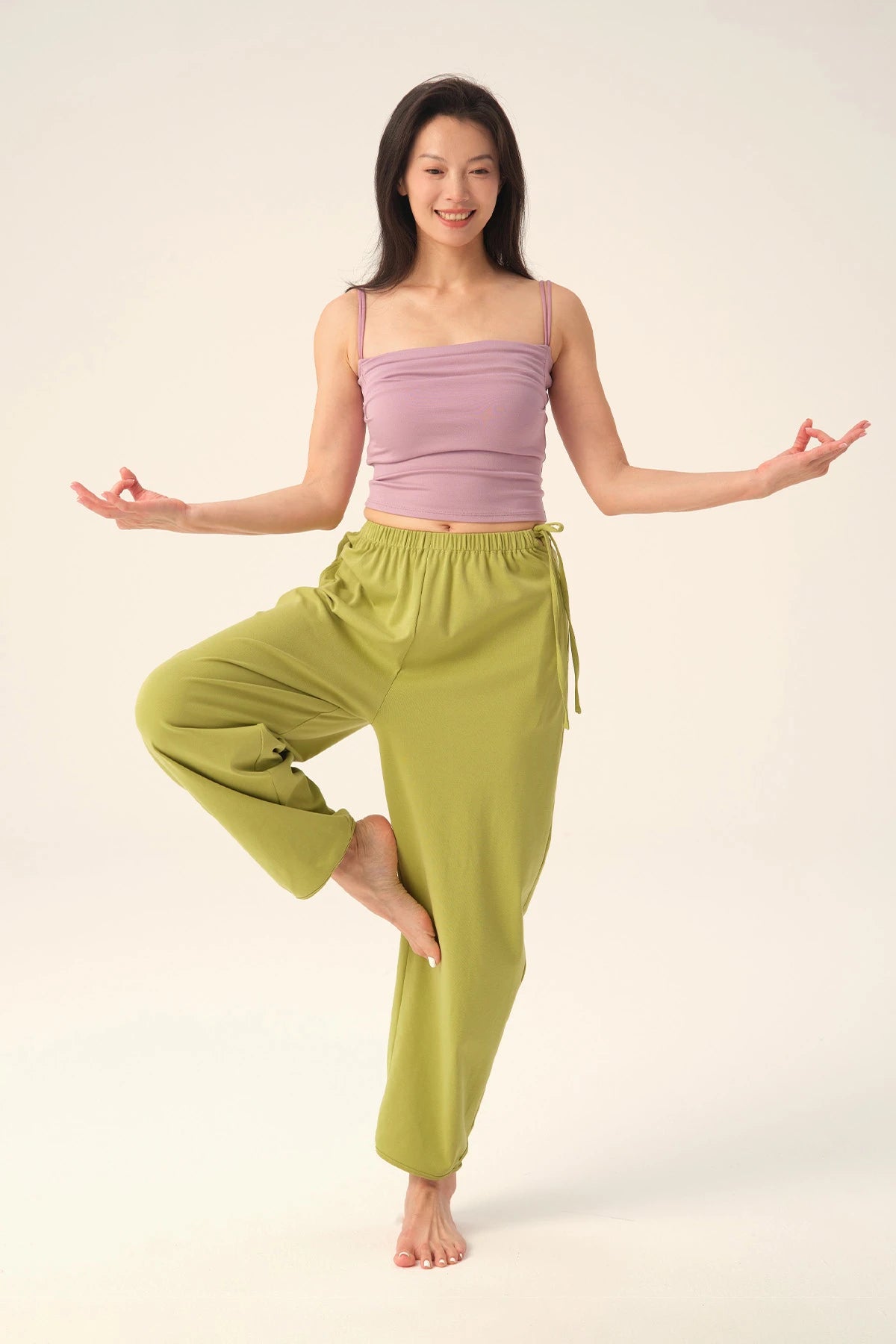 Hazel Tie-Side Pockets Yoga Pants