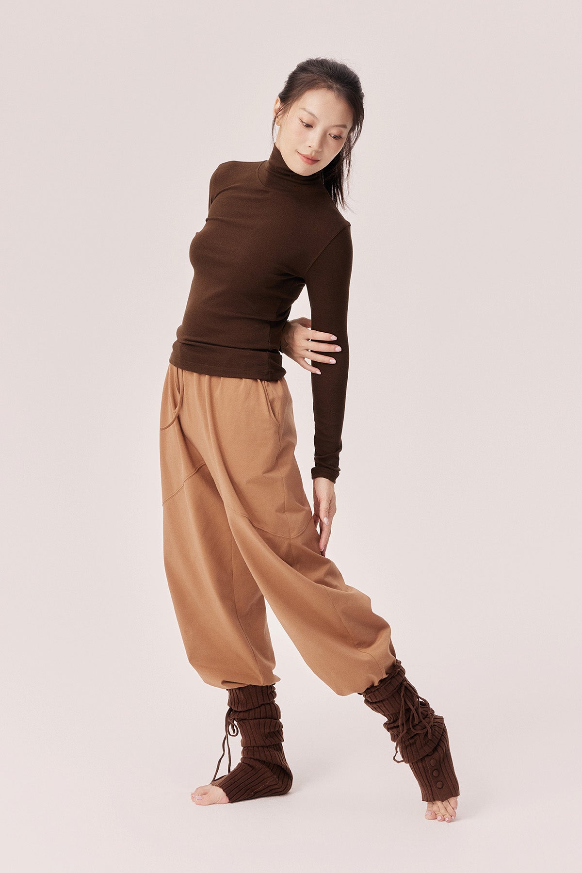 Raya Turtleneck Cashmere Sweater