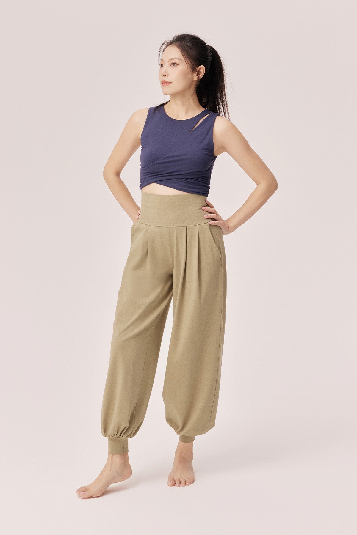 Amari Relaxed High-Rise Cotton Yoga Jogger Pants