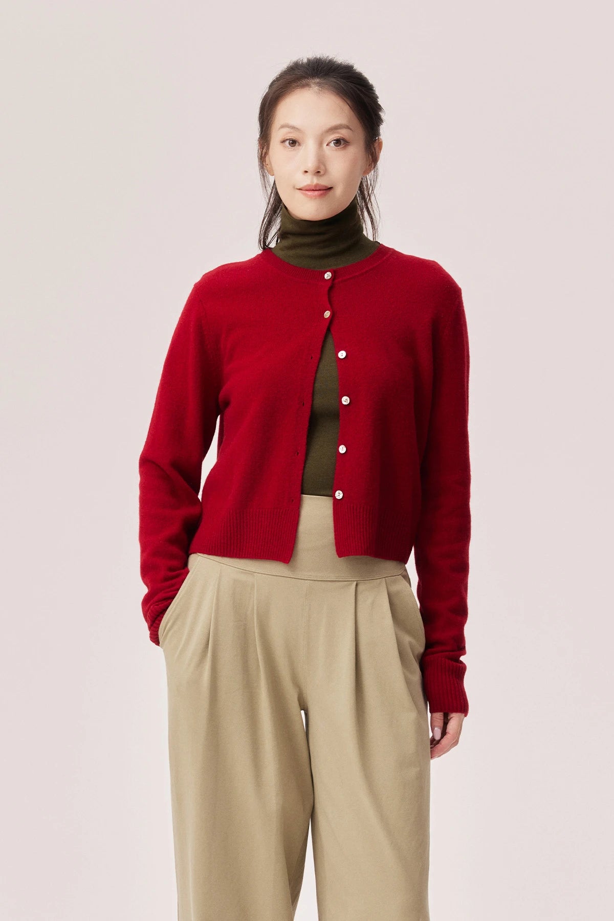 Iyla Round Neck Casual 100% Wool Cardigan