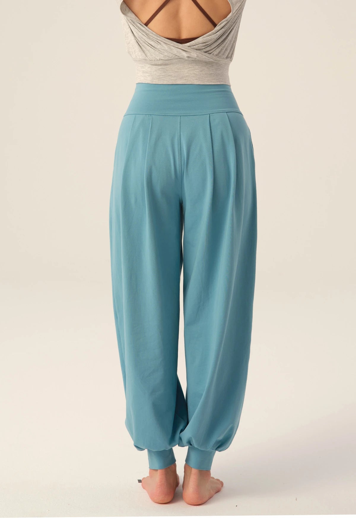 Violet Silky Cotton Pockets Joggers Pants