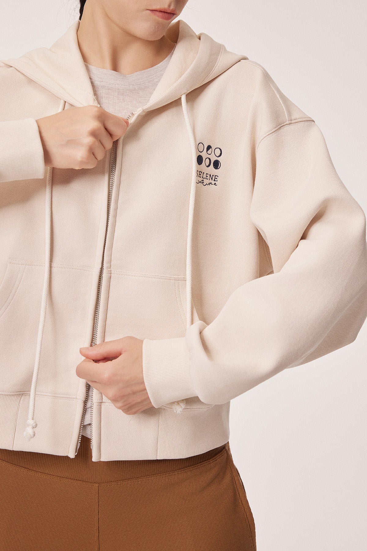 Selene Logo Embroidered Cropped Hoodie Jacket