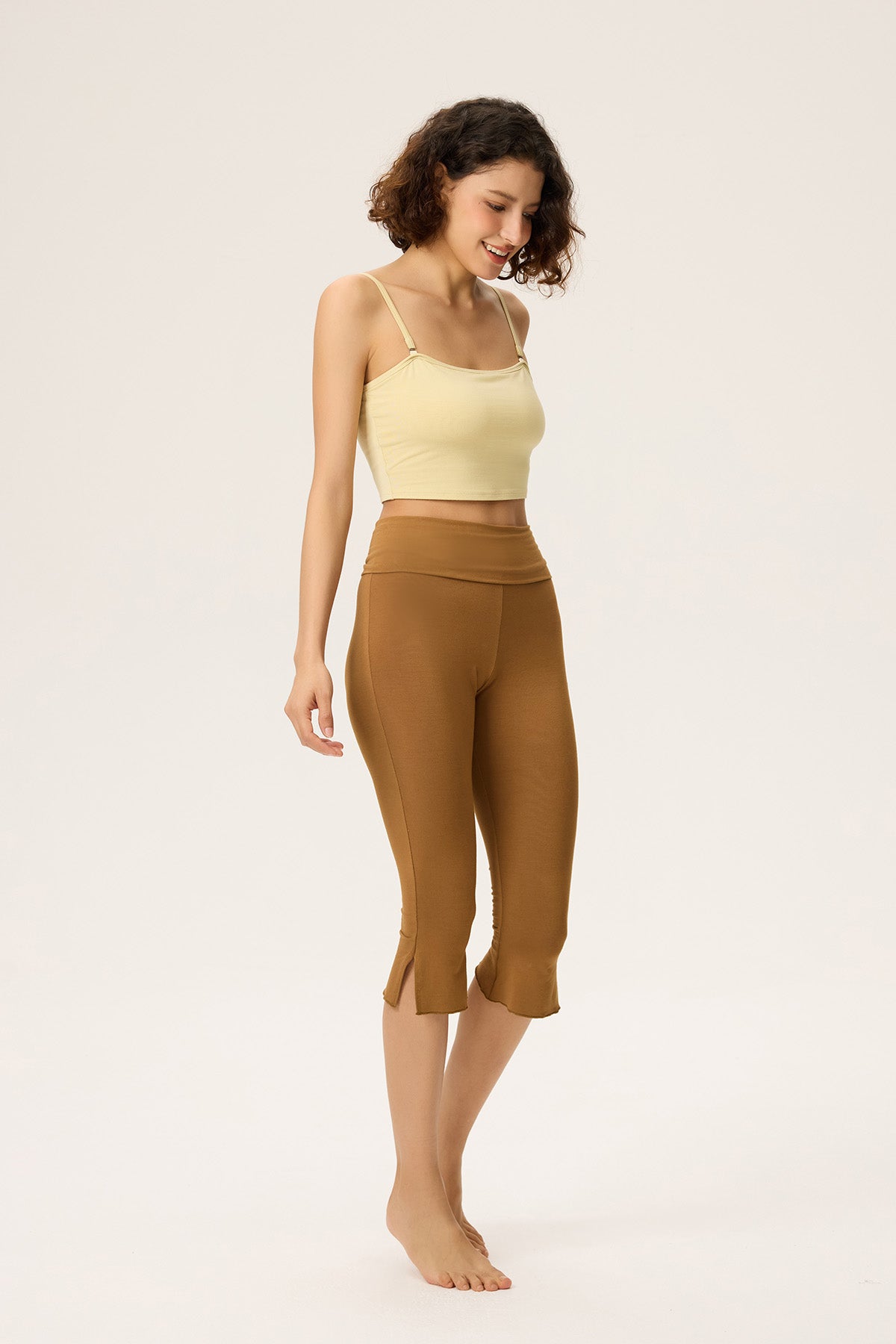 Lennon Bamboo Capri Pants