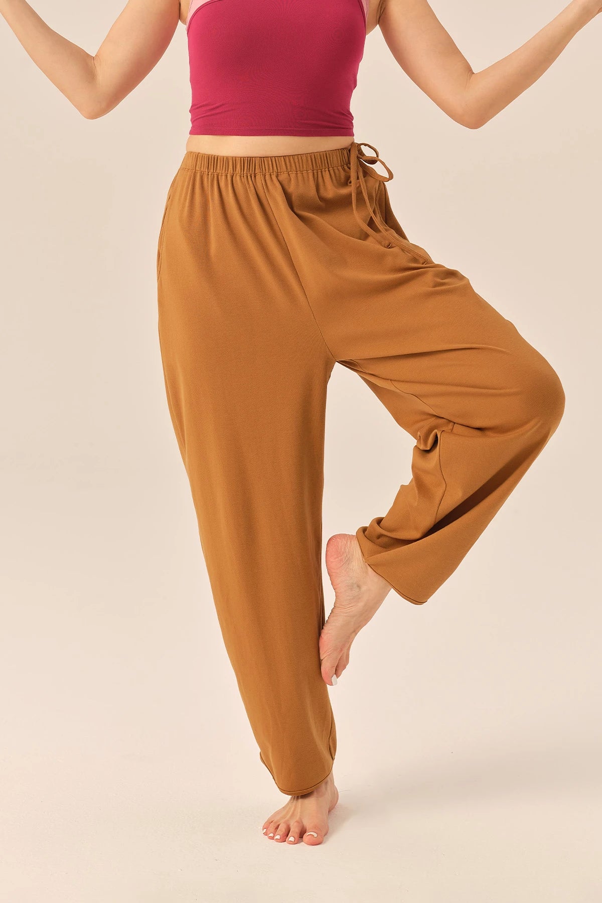 Hazel Tie-Side Pockets Yoga Pants