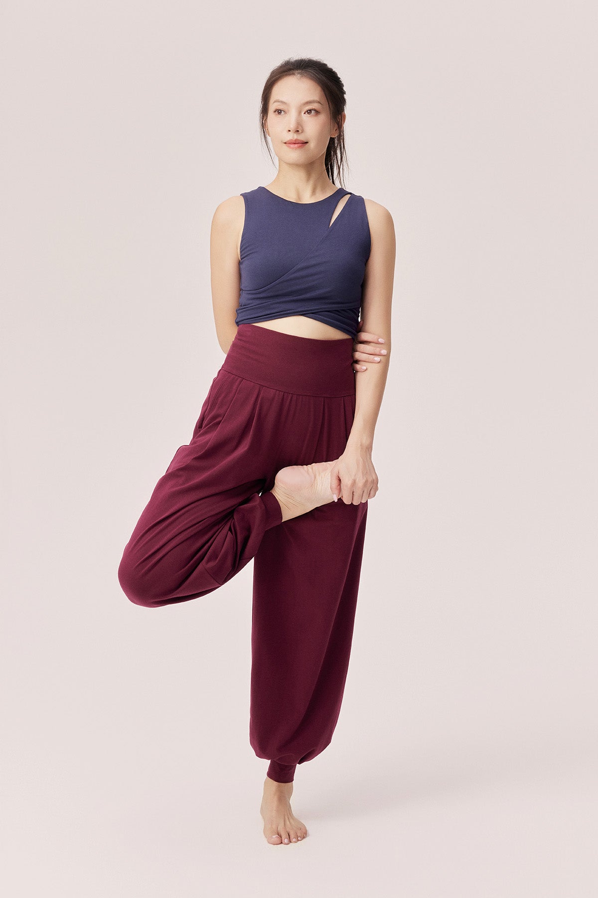 Amari Relaxed High-Rise Cotton Yoga Jogger Pants