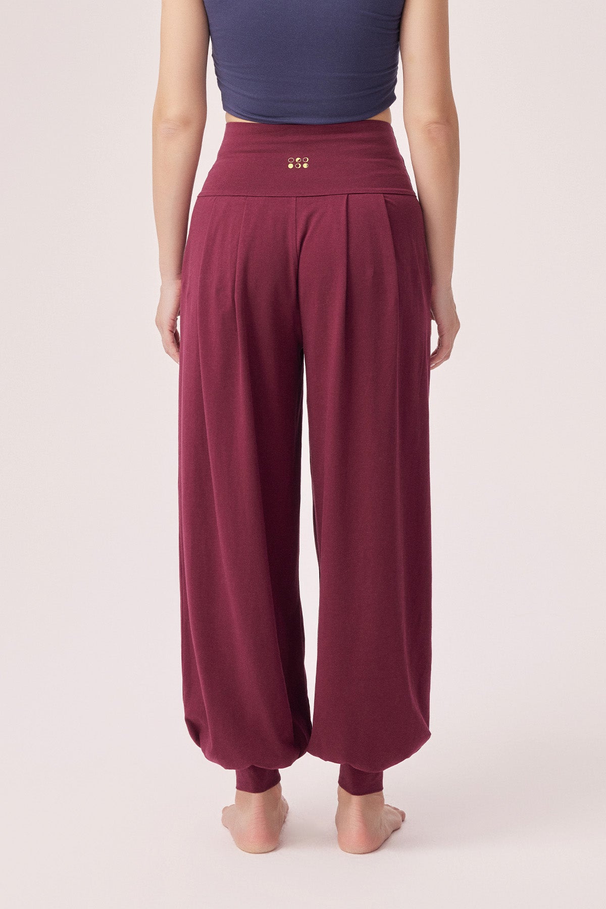 Amari Relaxed High-Rise Cotton Yoga Jogger Pants