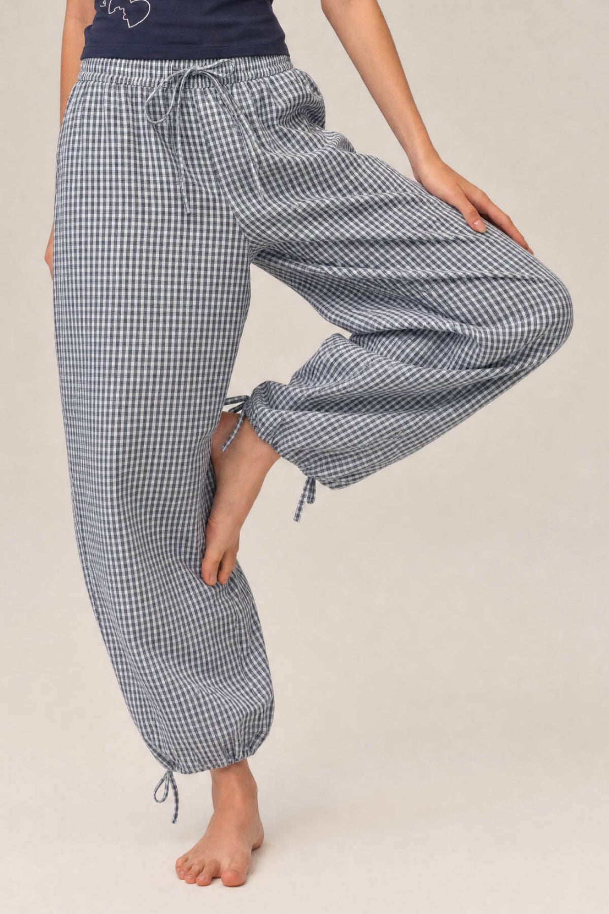 Olivia 100% Cotton Checked Drawstring Relaxed-Fit Cropped Trousers