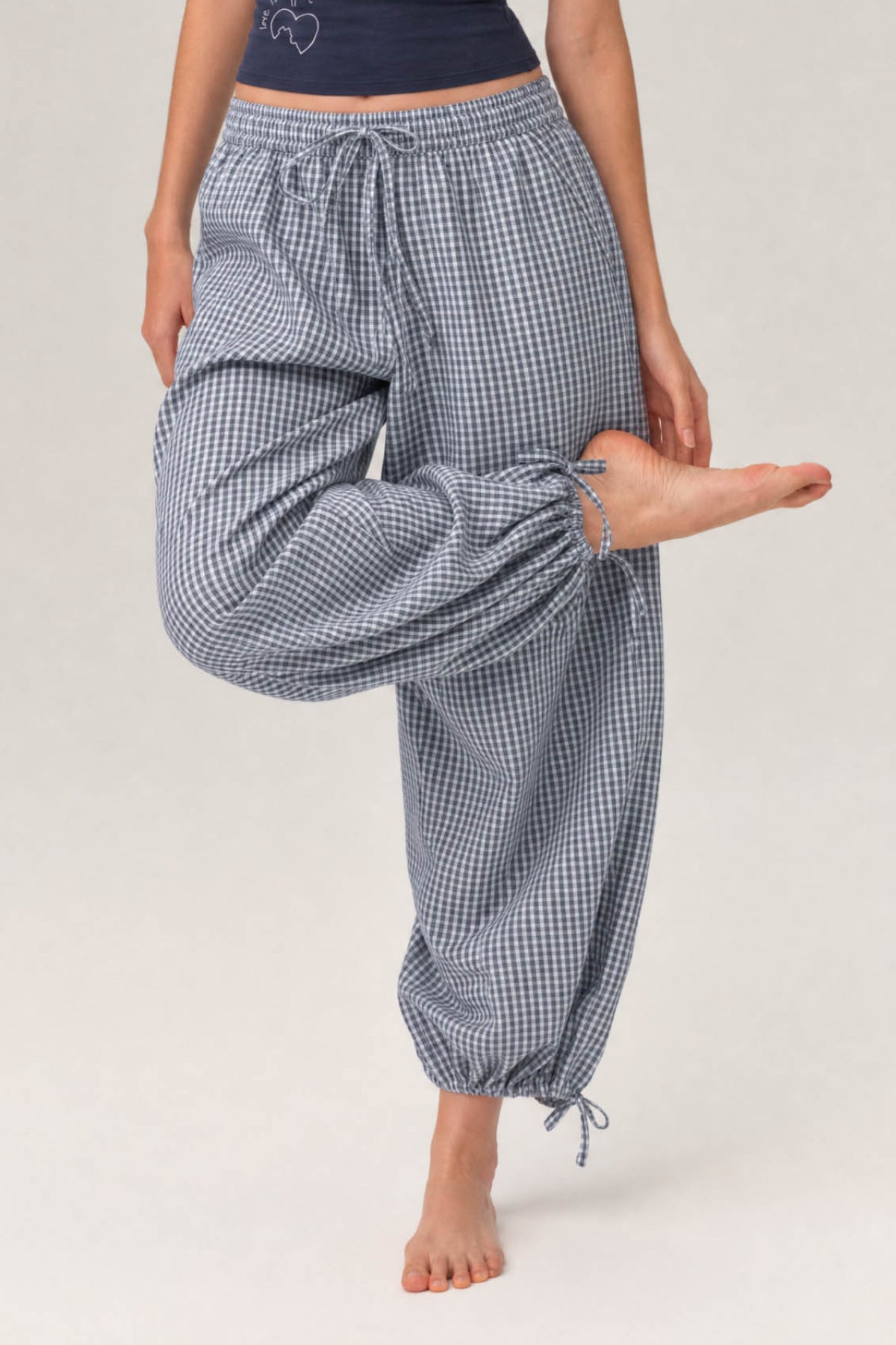 Olivia 100% Cotton Checked Drawstring Relaxed-Fit Cropped Trousers