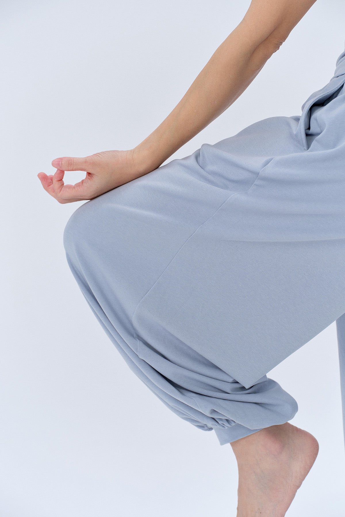 Grace Modal Cocoon Wide-Waist Crop Trousers